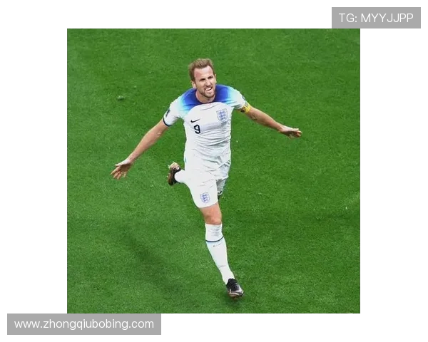 贝林厄姆 22 岁生日，女友晒甜蜜瞬间：舞伴与星光的双重闪耀(1)